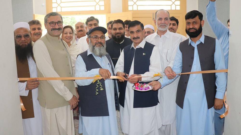 Vice Chancellor Prof Dr Muhammad Idrees inaugurates the renovated and rehabilitated Central Library, University of Peshawar.